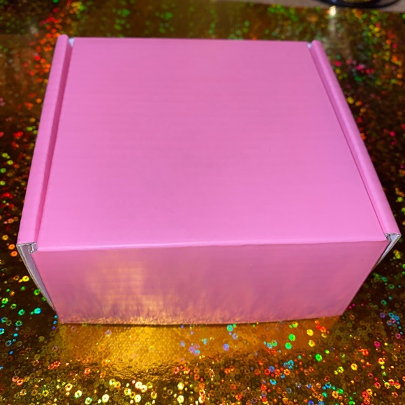 TAYLOR SWIFT MAX FEARLESS HOT PINK FRAMED ART CONCERT CONFETTI !! - Picture 7 of 7